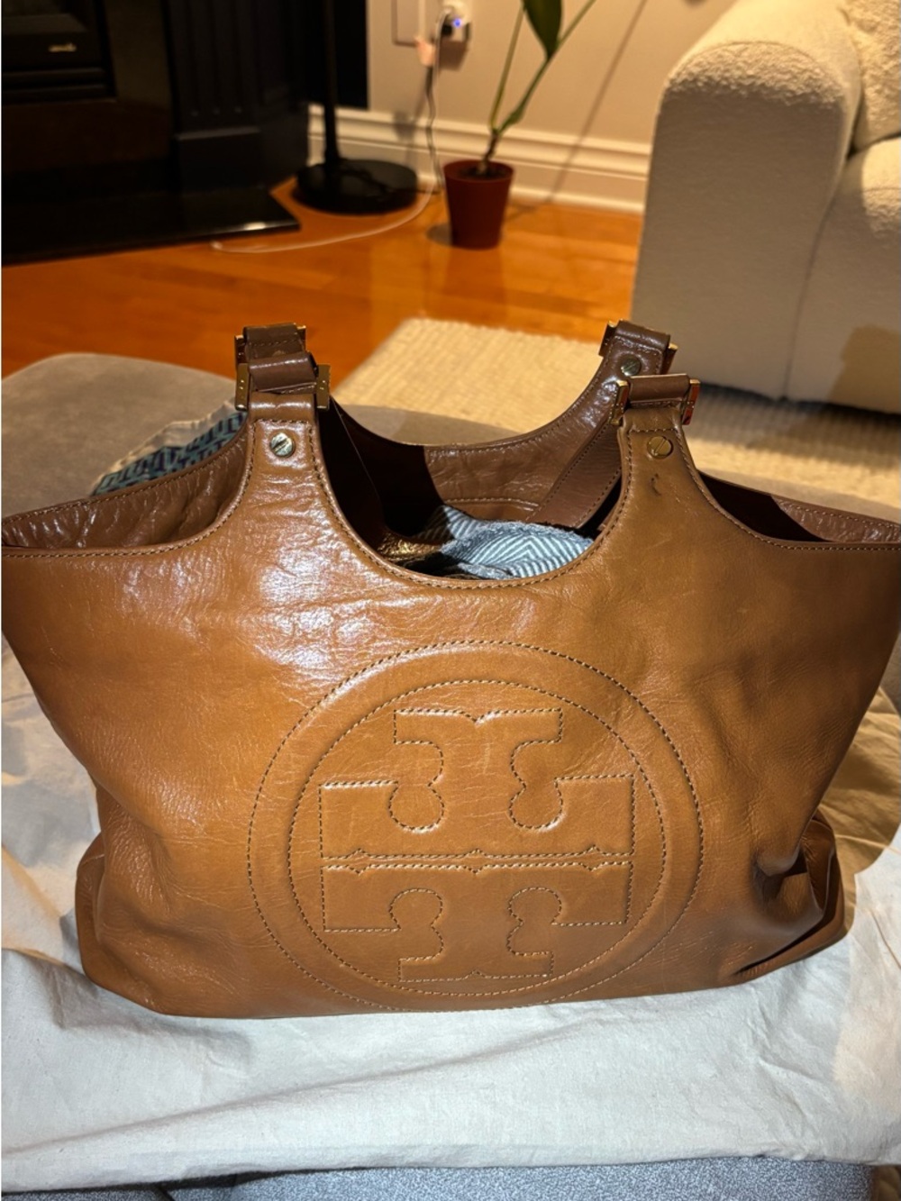 Tory Butch Leather Tote Handbag in Brown